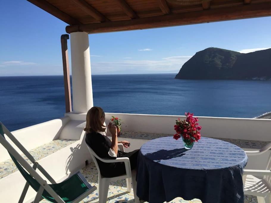 Casa Vacanze Vista Mare Mela B Lipari  Exterior photo