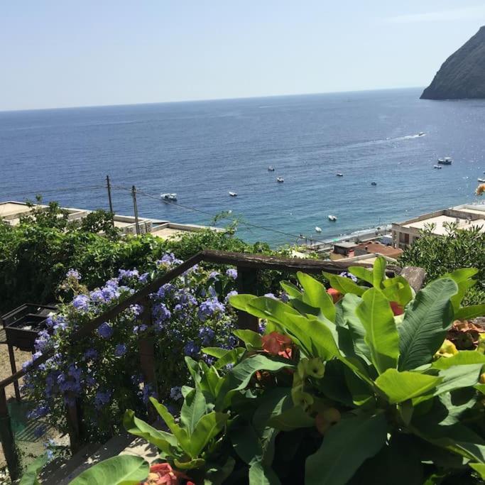 Casa Vacanze Vista Mare Mela B Lipari  Exterior photo